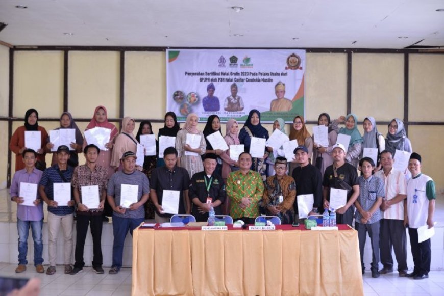 30 SH di Serahkan Oleh P3H HCCM Kayong Utara Turut Dihadiri oleh Wakil Bupati