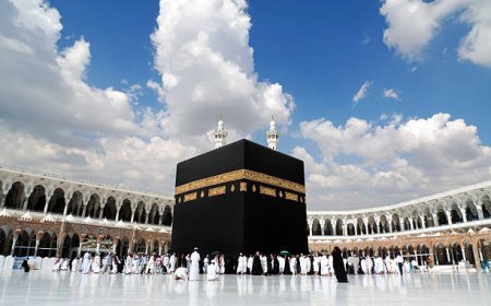 Mengapa Ka'bah Begitu Suci? Makna dan Sejarah di Balik Keagungan Ka'bah