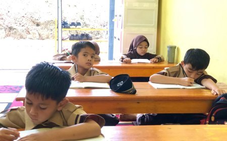 Santri SD Akhlak Cendekia Muslim Antusias Ikuti Ulangan Harian Fiqih