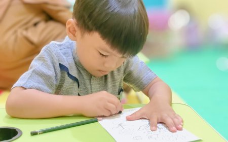 Santri TK Yayasan Perguruan Islam Cendekia Muslim Asah Kreativitas Lewat Kegiatan Mewarnai Gambar Bunga