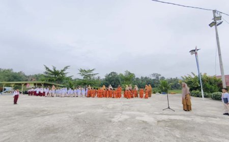 Upacara Bendera sebagai Pembentuk Disiplin dan Cinta Tanah Air di Yayasan Pendidikan Cendekia Islam
