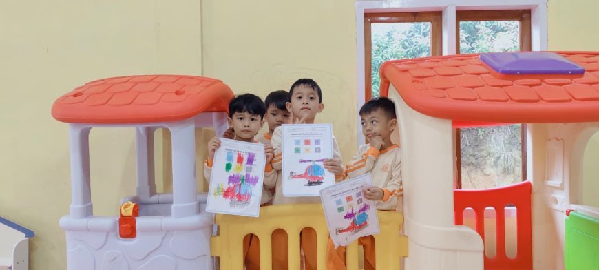 Belajar Warna dan Angka Lewat Helikopter: Serunya Santri KB Akhlak Cendekia Muslim Mewarnai Transportasi Udara