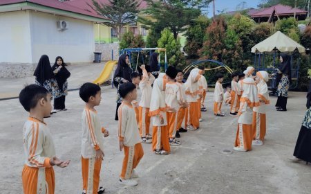 Sinergi Raga dan Jiwa: Tradisi Kamis Bugar di Sekolah Akhlak Cendekia Muslim Sijunjung Menuju Generasi Tangguh dan Berakhlak