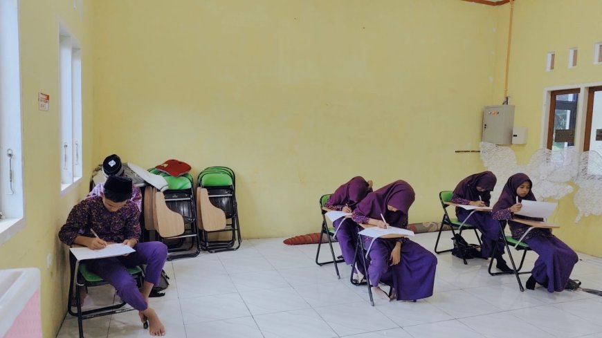 Selasa Penuh Semangat: Menumbuhkan Disiplin, Ilmu, dan Akhlak Santri Akhlak Cendekia Muslim