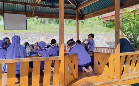 Tradisi Makan Bersama Jadi Momen Adaptasi Santri Baru di Sekolah Akhlak Cendekia Muslim